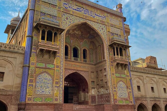 2 Days Private Guided Tour in Lahore - Liberty Market and the Walled City: Shopping with a Built-In Reason