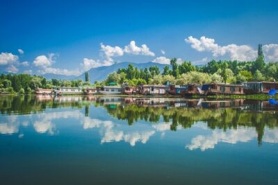 6 Days Private Tour in Kashmir - Gulmarg from the Gondola Centre: meadow time, higher air, optional ride choices