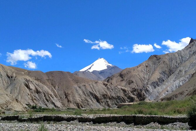 8 Days Markha Valley Trek: Shared Tour with Meals Included - Kongmaru La pass (5260 m) and Hemis Monastery: the top day plus a cultural payoff