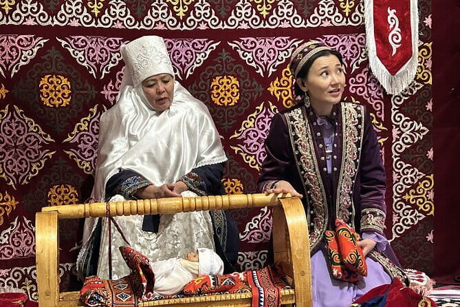 Almaty city tour and Medeu-Shymbulak-Koktobe-Green Bazar - Group Size, Comfort, and the Day’s Pace