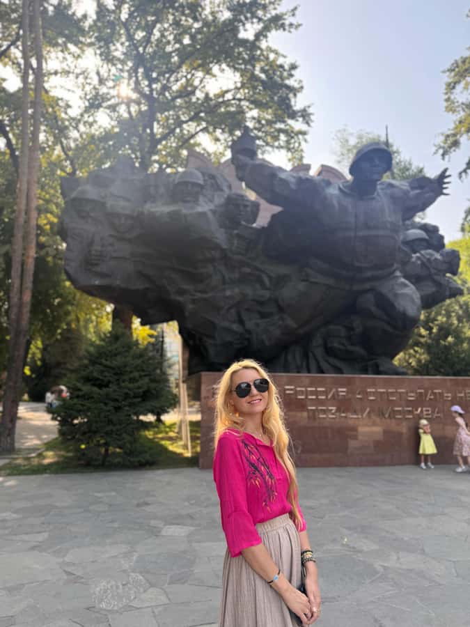 Almaty: City Tour with Mountain Visit - Green Bazar (Zelyony Bazaar): Where You Go for Food and Feelings