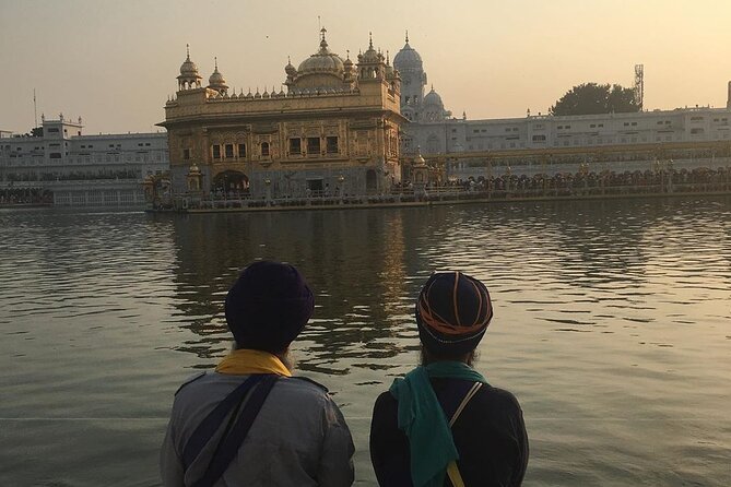 Amritsar 1 Day Tour: Golden Temple, Jalianwala Bagh, Wagah Border - Wagah Border Ceremony: The 30-Minute Parade That Feels Like a Stadium