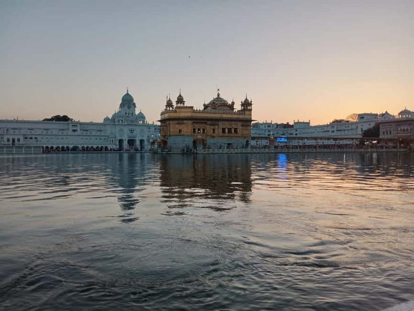 Amritsar: Golden Temple, Jallianwala Bagh, Wagah Border Tour - Golden Temple (Harmandir Sahib): what you’ll notice first