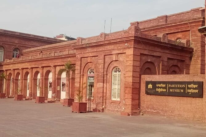 Amritsar Heritage Walking Tour of Old City & Golden Temple Area - Jalebian Wala Chowk and the Old City bazaar rhythm