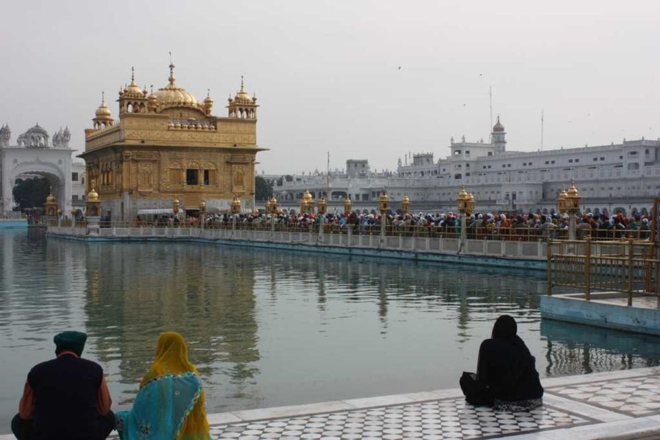 Amritsar: Small Group Sightseeing Tour with Wagah Border - Quick hits before you go