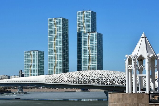 Astana Unveiled: A City Comfort tour with Lunch and Winetasting - Quick hits before you go