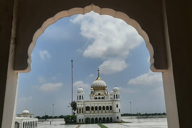 Day trip of Gurdwara Kartarpur Darbar sahib - Sacha Sauda at Farooqabad: Langar’s Idea, Told Simply