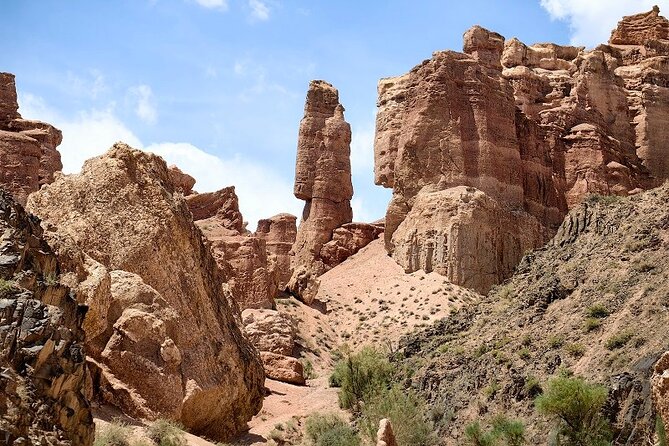 Discovering 6 Stunning Sights on Private Tour of Charyn Canyon - Morning Departure from Almaty: The 07:30 Start That Buys You Time