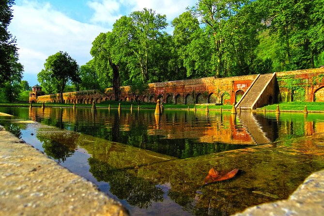 Fascinating Kashmir 4 Nights / 5 Days - Price and Value: What You’re Paying for at $306.79 Per Person