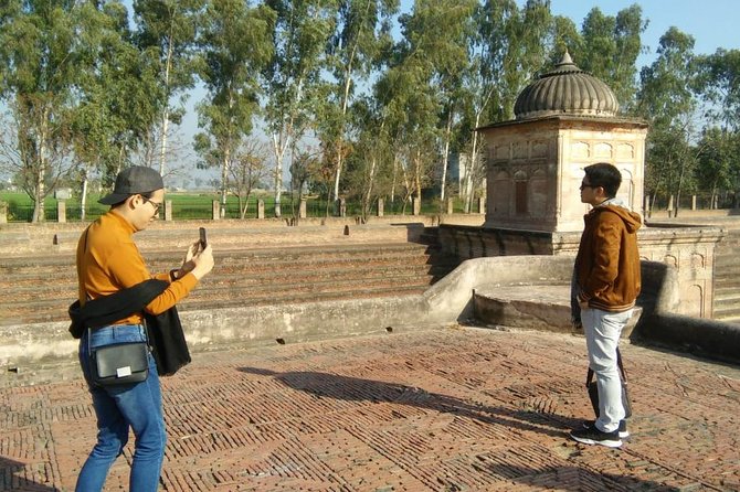Full day Amritsar city tour with Wagah border ceremony - Golden Temple Time: Sri Harmandir Sahib, the Golden Temple Area, Ber Tree, and Akal Takht