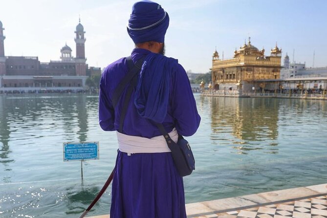 Golden Temple and Jallianwala Bagh Guided Tour - Entering the Golden Temple complex: what to wear and what to watch for