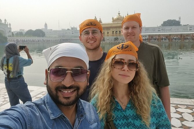 Golden Temple and Jallianwala Bagh Guided Tour - Langar behind the scenes: free meals and the live kitchen operations