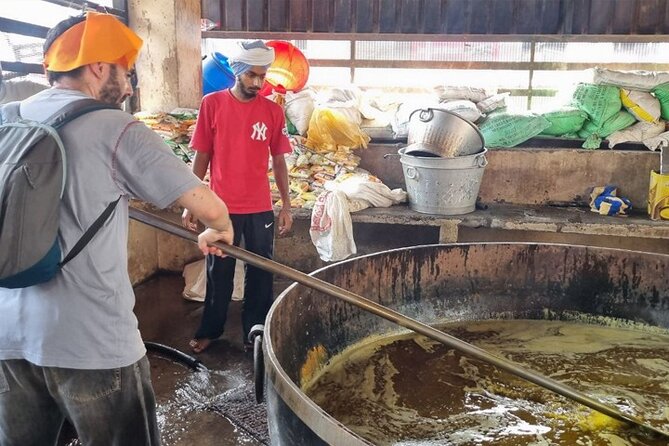 Golden Temple and Jallianwala Bagh Guided Tour - Baba Deep Singh Gurudwara and Akal Takht: warrior memory to living authority