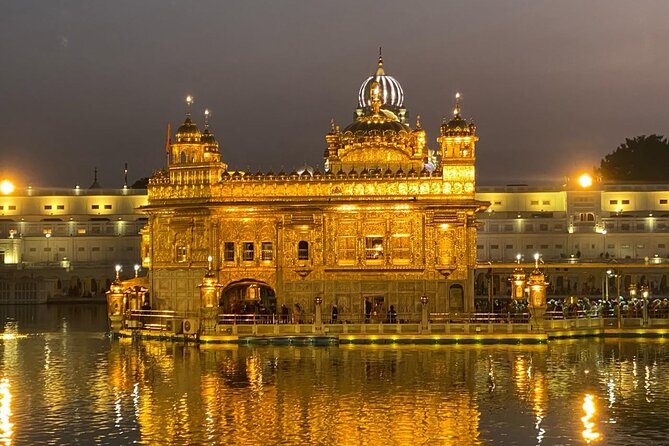 Golden Temple Night Ceremony and Light Visit Tour with Pick-Drop - The guide can make or break the experience