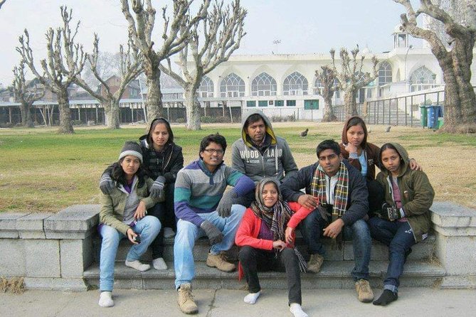 Kashmir Family Tour - 07 Days Includes Accommodation and Private Transport - Entering the Trip: How the 7 Days Actually Feel