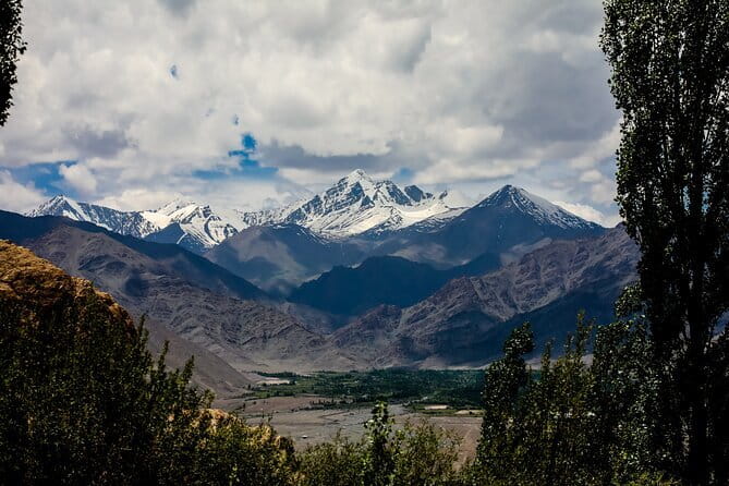 Pangong Lake Day Trip From Leh - The road toward Pangong: Durbuk and the first taste of village life