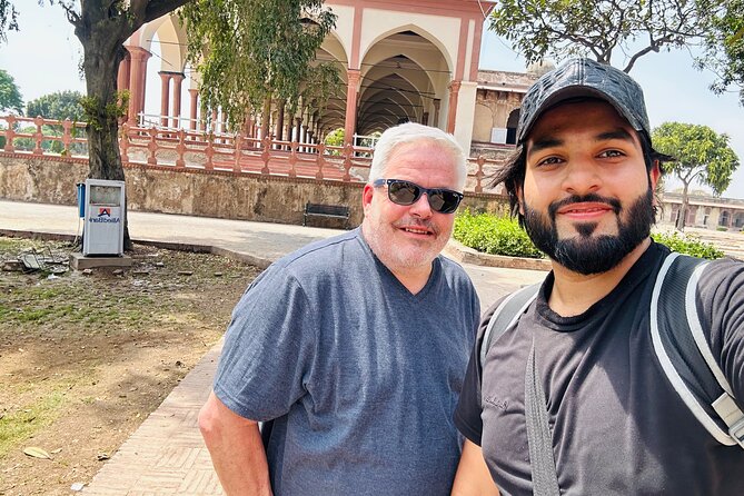 Private Lahore Full Day Sightseeing Tour - Lahore Fort: stepping into the city’s power story