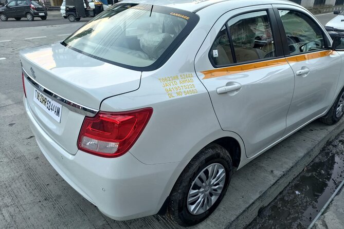 Private Sedan Cab to and from Srinagar Airport and Dal Lake - Price and Value: Why $17 Can Be a Deal (and What Might Change)