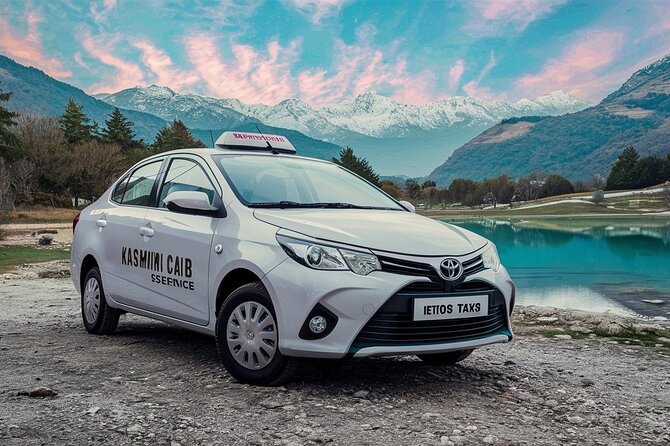 Private Sedan Cab to and from Srinagar Airport and Dal Lake - The Sedan Experience: Wi‑Fi, Bluetooth, Power Windows, and Comfort Controls
