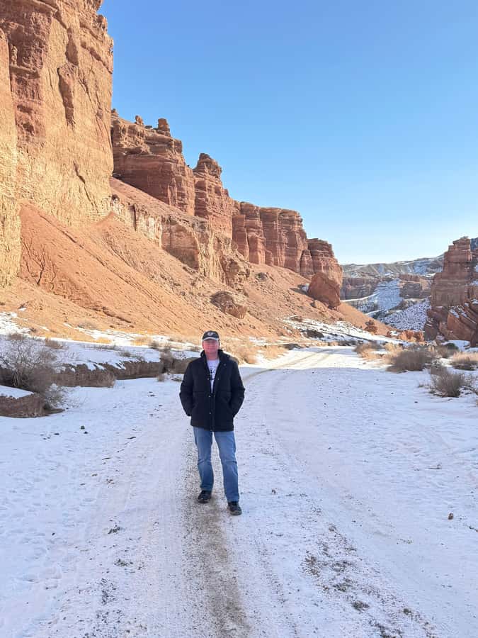 Priviate car tour to Charyn Canyon and Kolsay lake - Border-area reality check: bring your passport or you may lose the lakes