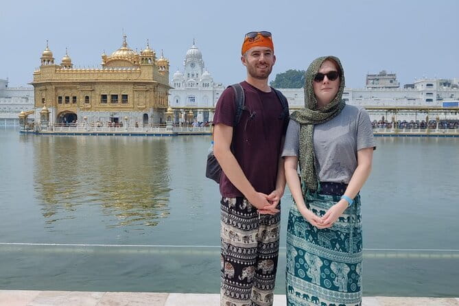 The Grand Amritsar Experience Combined With WAGAH FLAG CEREMONY - Golden Temple first: how to get the calm before the crowds