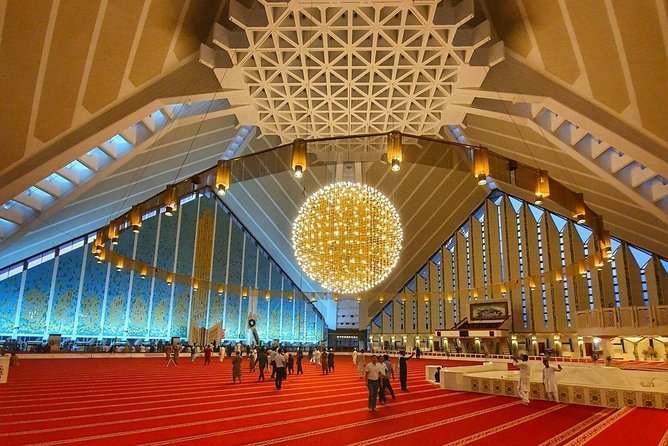 Top Ten Wonders of Islamabad Guided City Tour - Faisal Mosque and Pakistan Monument: the quickest way to see Islamabad’s big symbols