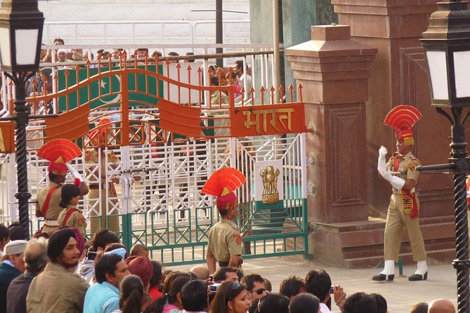 Wagah Border Amritsar Sightseeing Taxi - Getting to the border: parking, seating, and the driver’s role